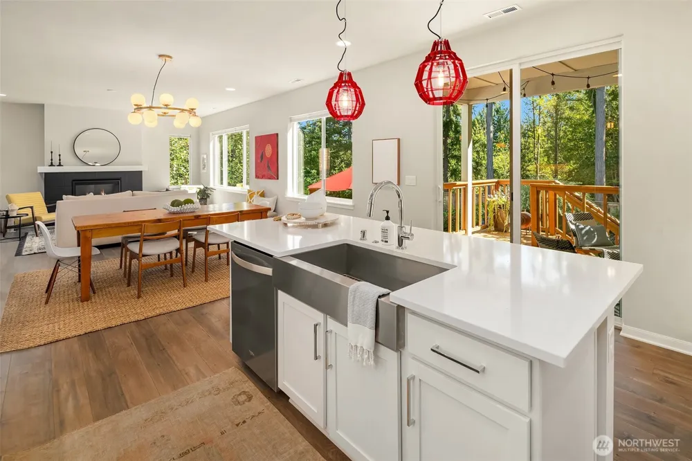 2447 NE Athlon Court Poulsbo, WA 98370