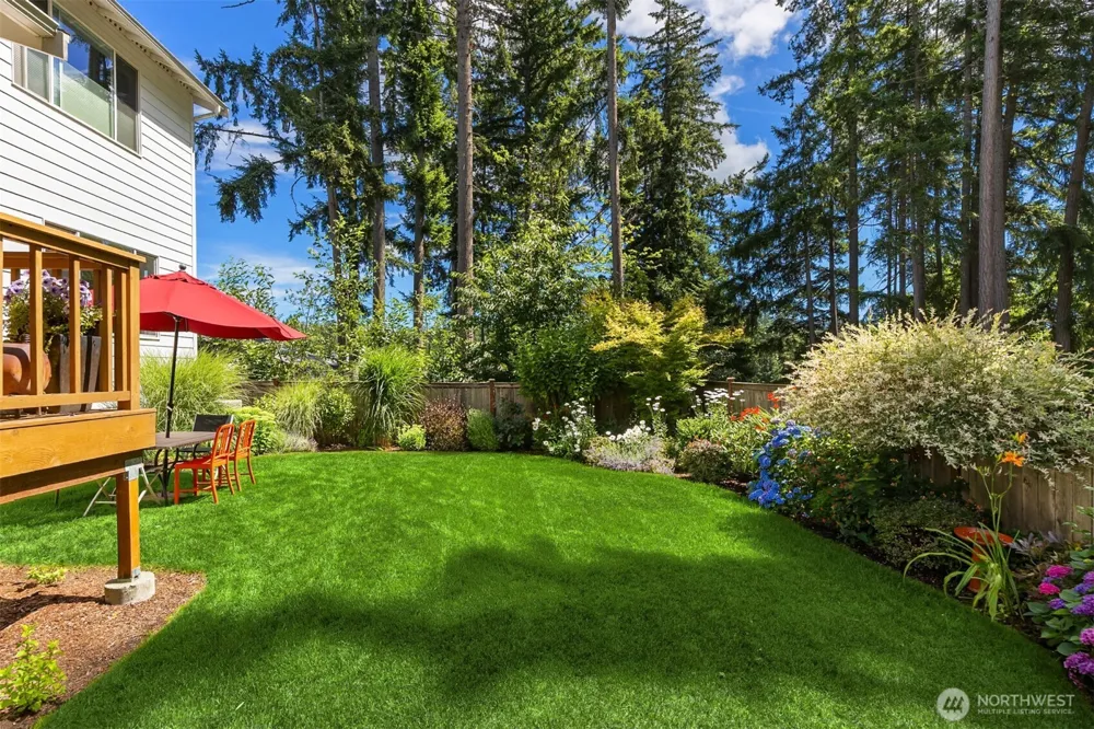 2447 NE Athlon Court Poulsbo, WA 98370
