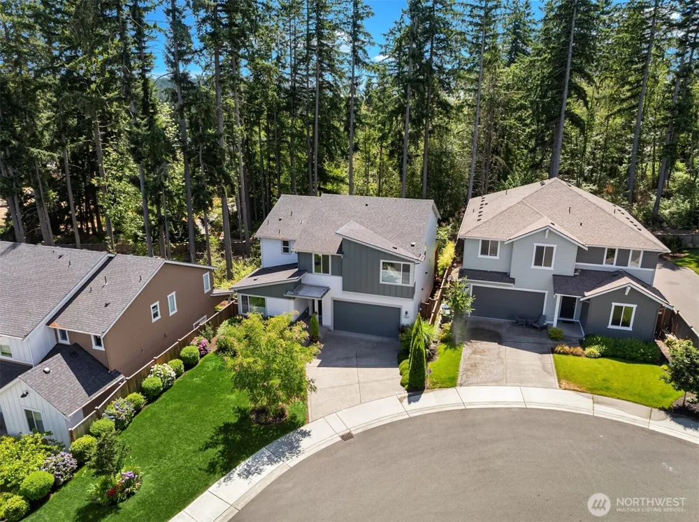 2447 NE Athlon Court Poulsbo, WA 98370