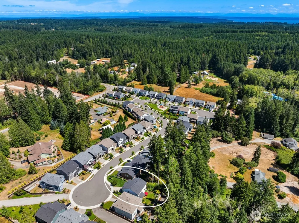 2447 NE Athlon Court Poulsbo, WA 98370