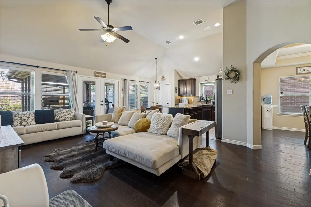 188 Griffin Avenue Fate, TX 75189