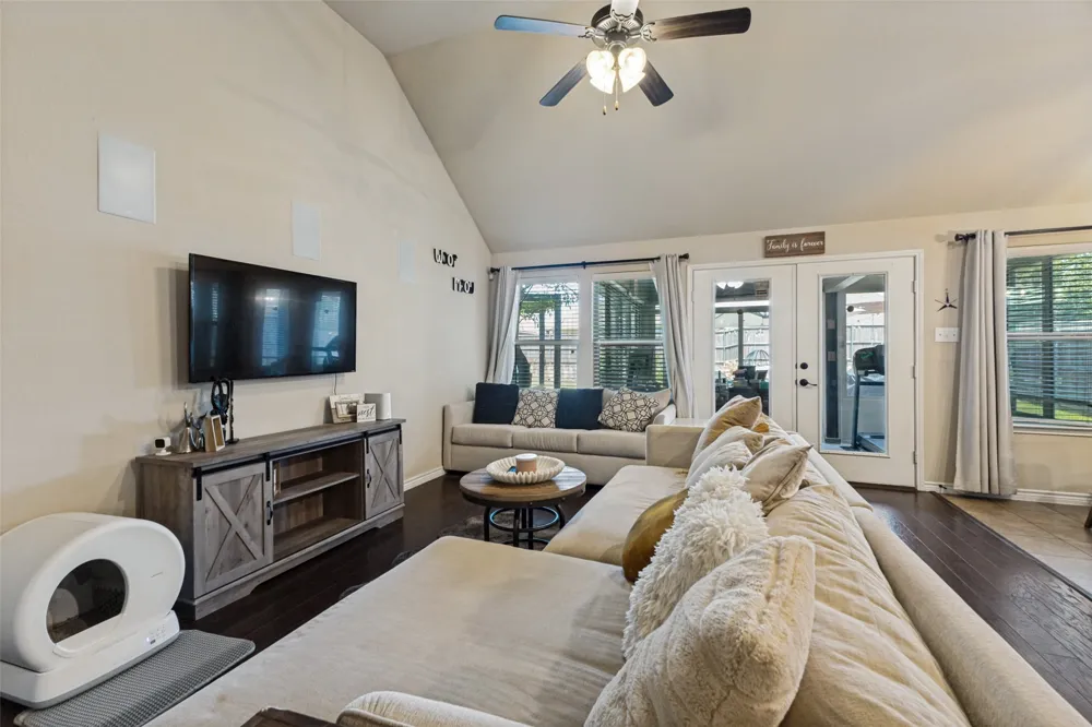 188 Griffin Avenue Fate, TX 75189