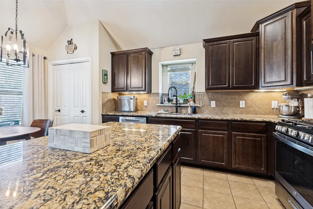 188 Griffin Avenue Fate, TX 75189