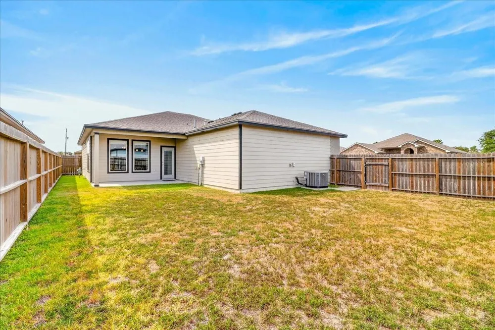 3138 Seawolf Drive Corpus Christi, TX 78414