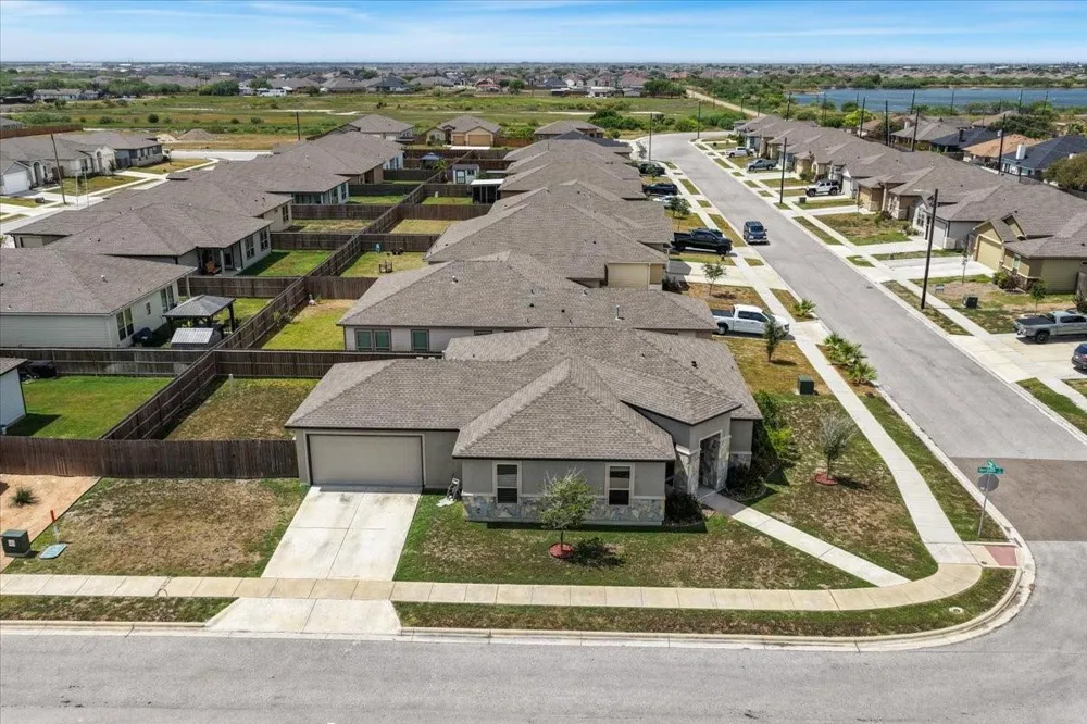 3138 Seawolf Drive Corpus Christi, TX 78414