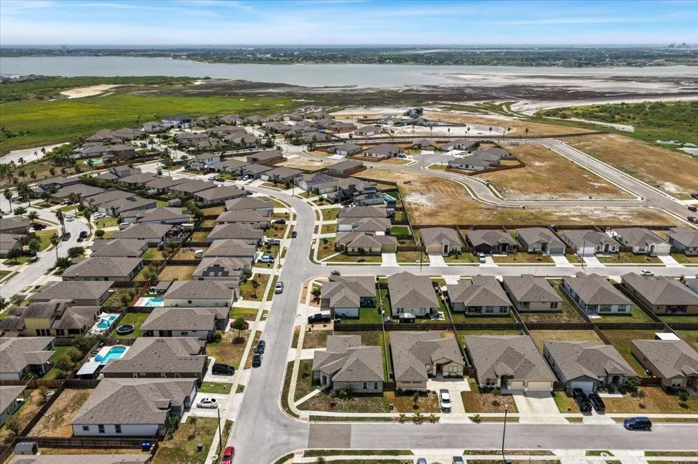 3138 Seawolf Drive Corpus Christi, TX 78414