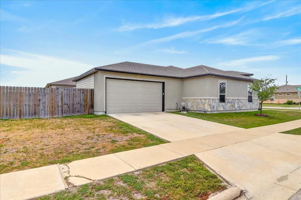 3138 Seawolf Drive Corpus Christi, TX 78414