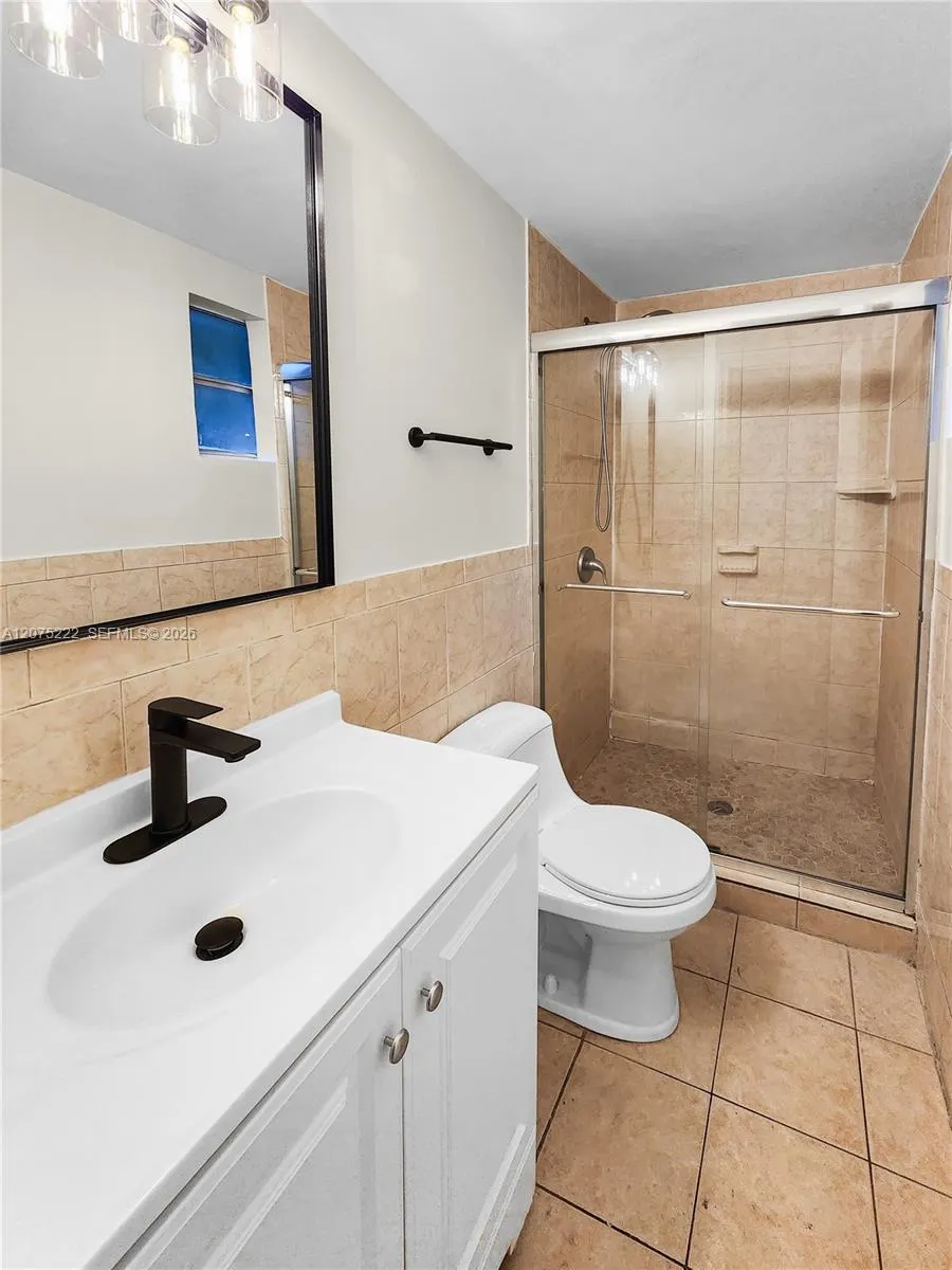 15385 S Dixie Hwy 22 Hwy Palmetto Bay, FL 33157