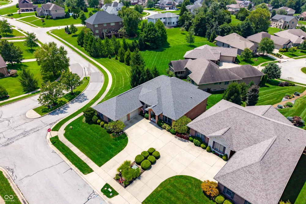 6097 Horizon Drive Columbus, IN 47201