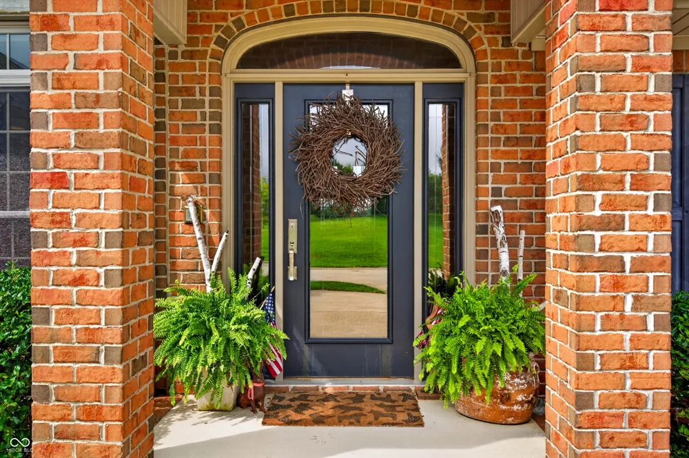 6097 Horizon Drive Columbus, IN 47201