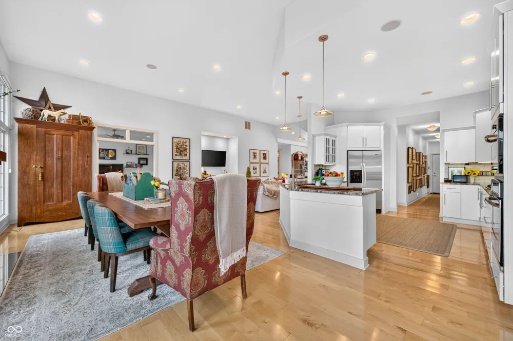 6097 Horizon Drive Columbus, IN 47201