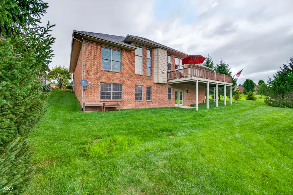 6097 Horizon Drive Columbus, IN 47201