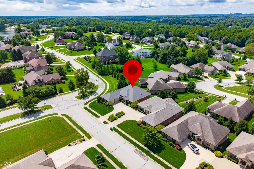 6097 Horizon Drive Columbus, IN 47201