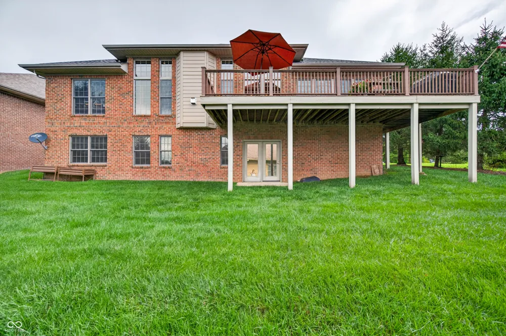 6097 Horizon Drive Columbus, IN 47201
