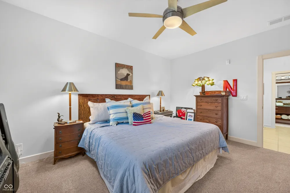 6097 Horizon Drive Columbus, IN 47201