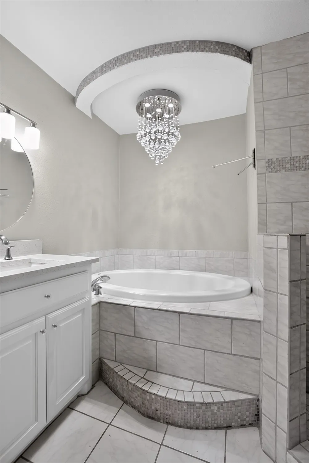 2606 Encina #2 Irving, TX 75038