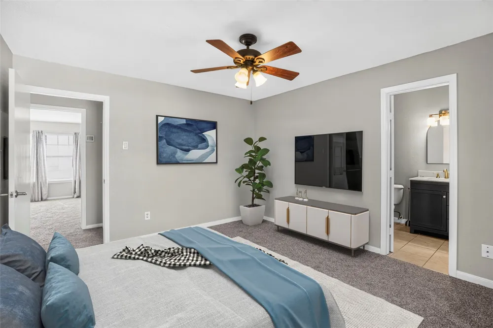2606 Encina #2 Irving, TX 75038