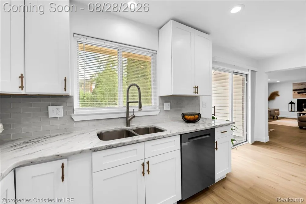 41981 Quince Drive Novi City, MI 48375