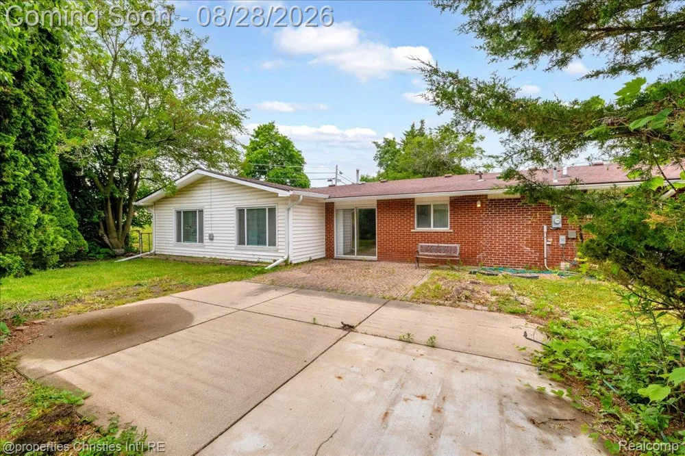 41981 Quince Drive Novi City, MI 48375