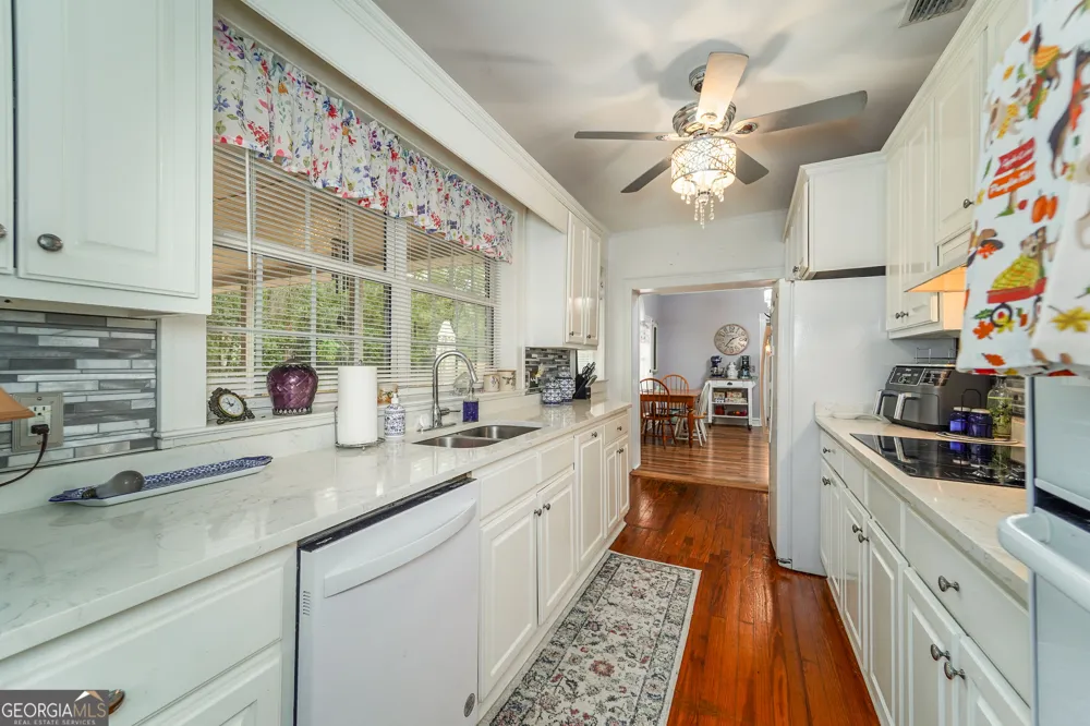 707 Euclid AVE Waycross, GA 31501