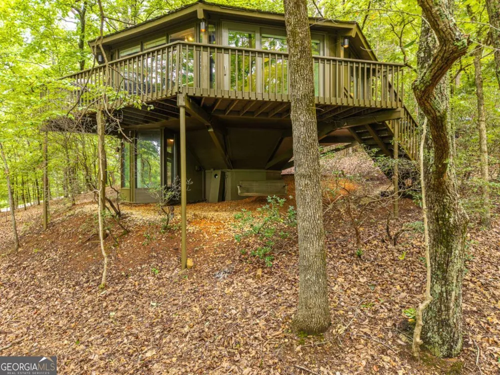 208 Treetopper CIR Jasper, GA 30143
