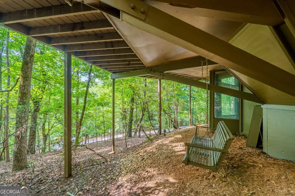 208 Treetopper CIR Jasper, GA 30143