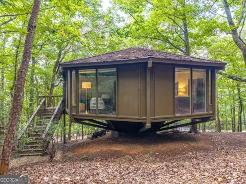 208 Treetopper CIR