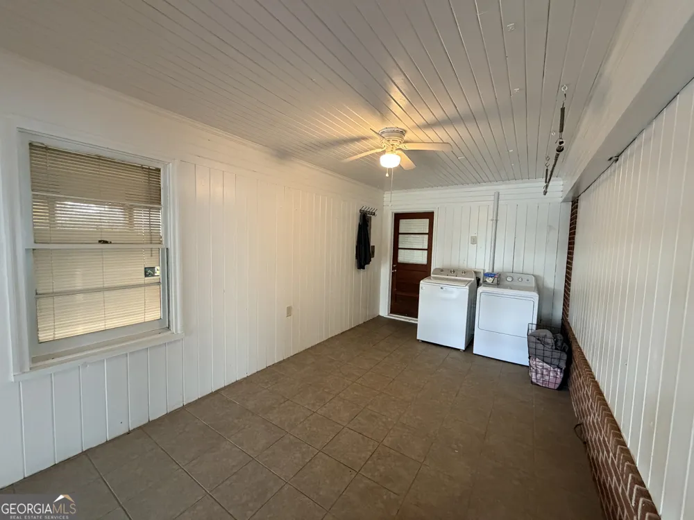 177 Marvin Miles RD Clermont, GA 30527