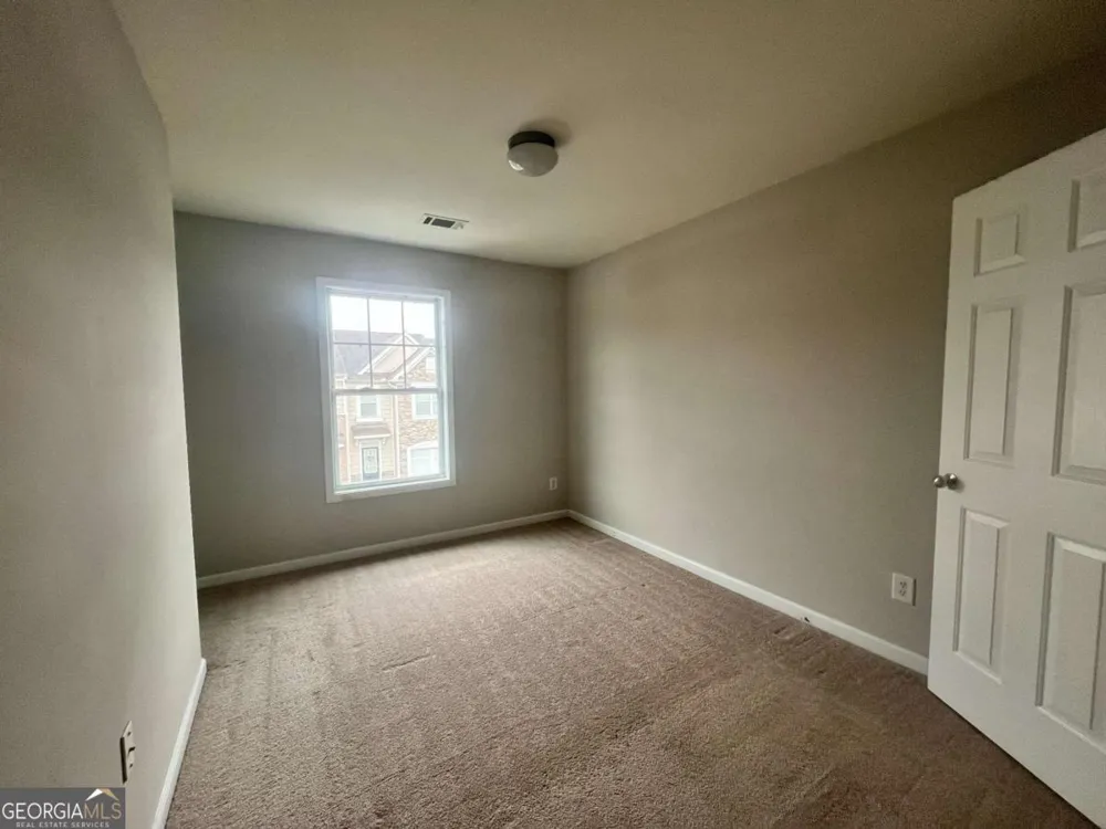 2176 Executive DR Duluth, GA 30096