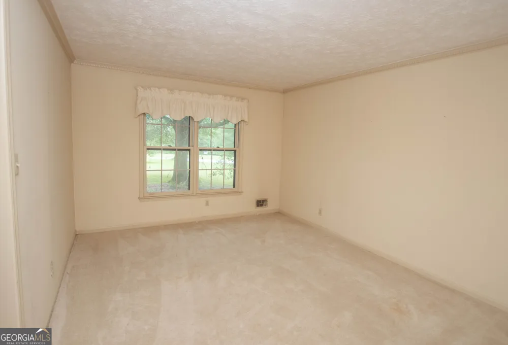 2195 Temple Johnson RD Snellville, GA 30078
