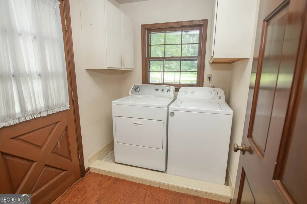 2195 Temple Johnson RD Snellville, GA 30078