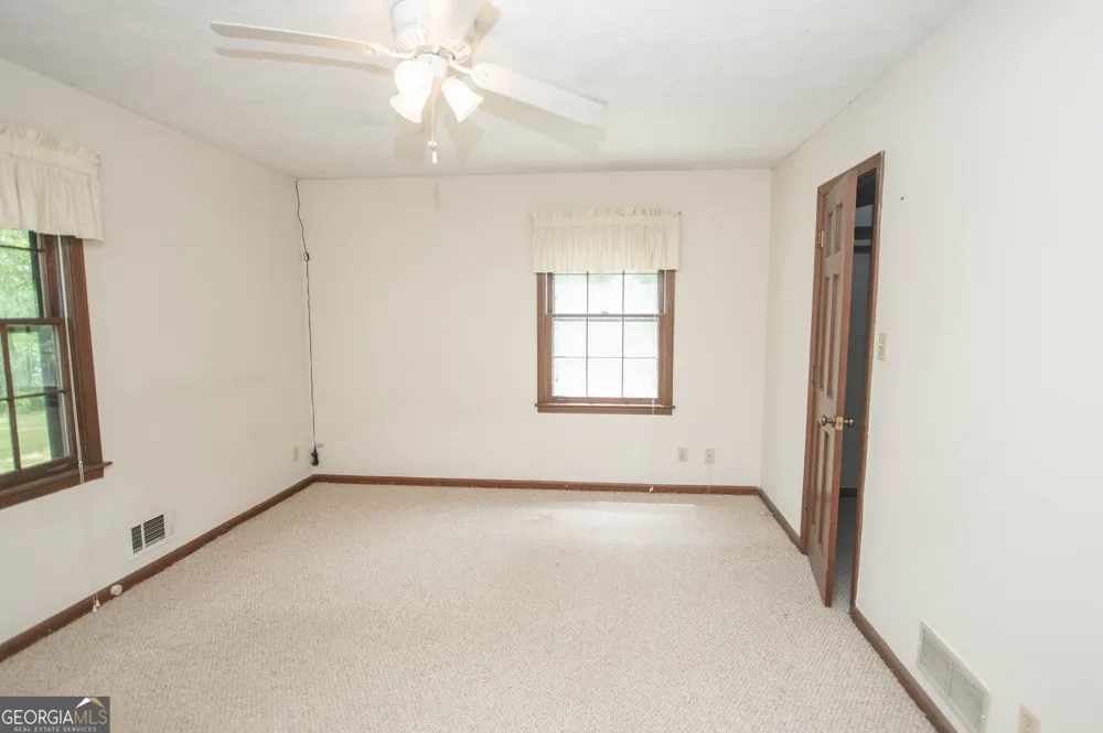 2195 Temple Johnson RD Snellville, GA 30078