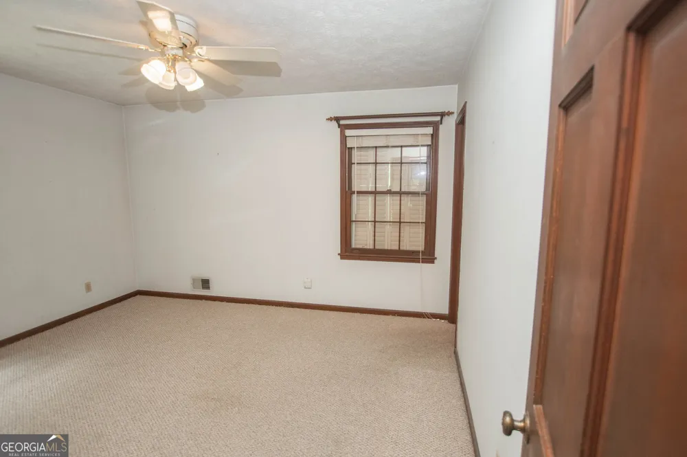 2195 Temple Johnson RD Snellville, GA 30078