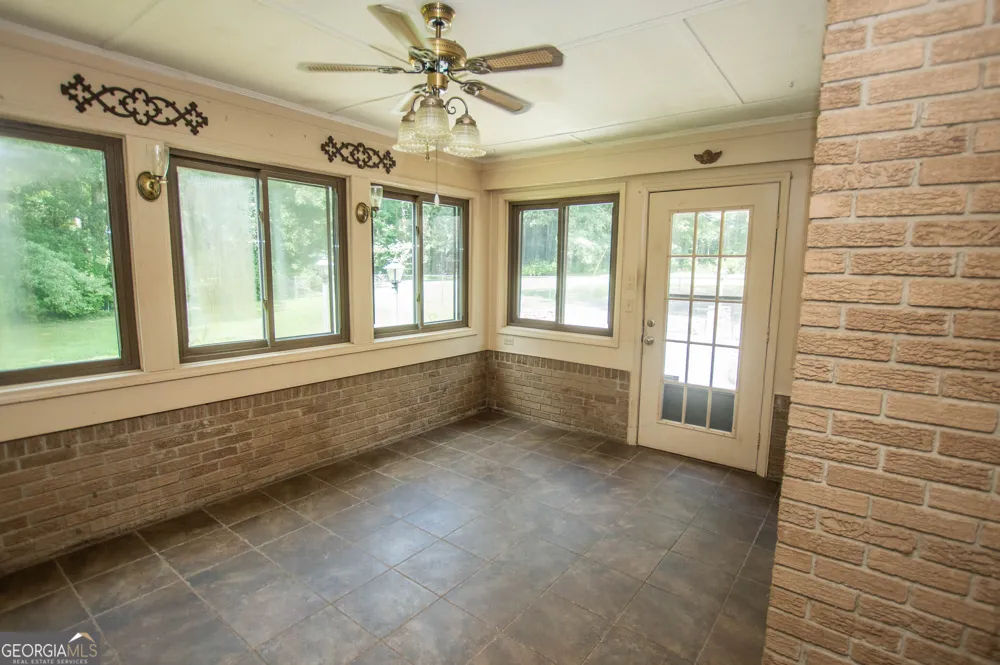 2195 Temple Johnson RD Snellville, GA 30078