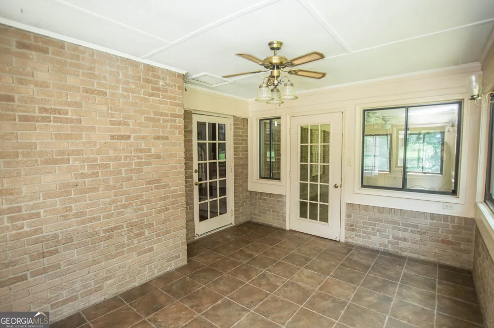 2195 Temple Johnson RD Snellville, GA 30078