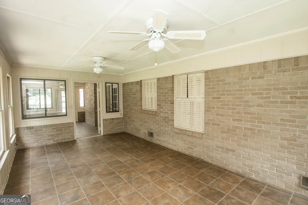 2195 Temple Johnson RD Snellville, GA 30078