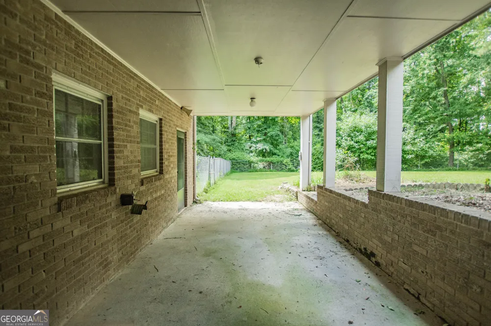 2195 Temple Johnson RD Snellville, GA 30078