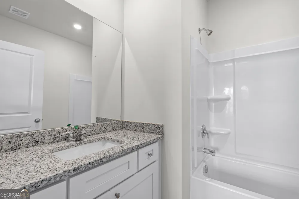 239 Rooker DR LaGrange, GA 30241
