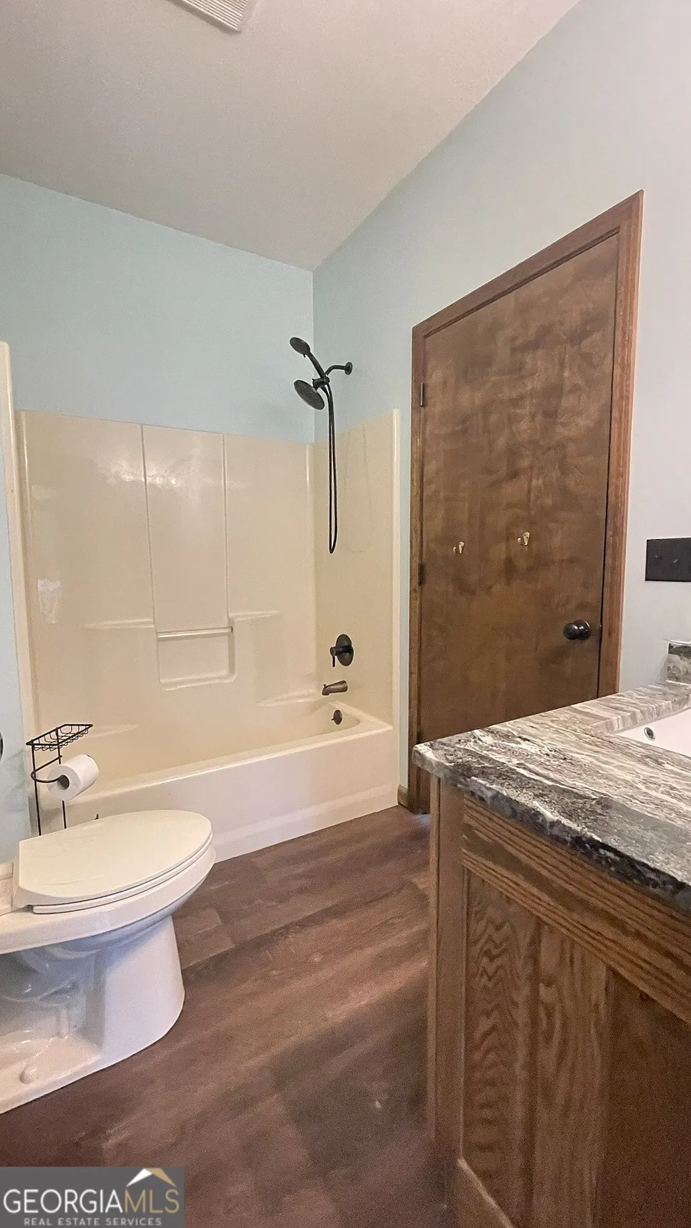 156 Thundering Waters DR Cornelia, GA 30531