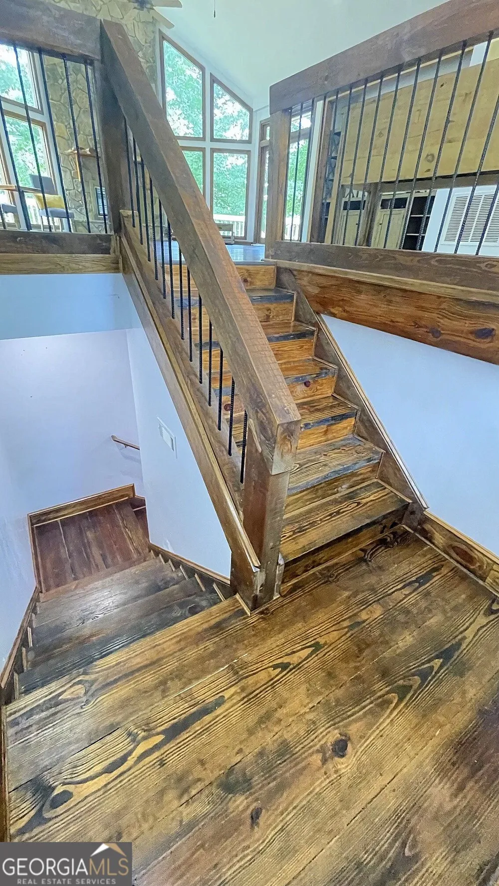 156 Thundering Waters DR Cornelia, GA 30531