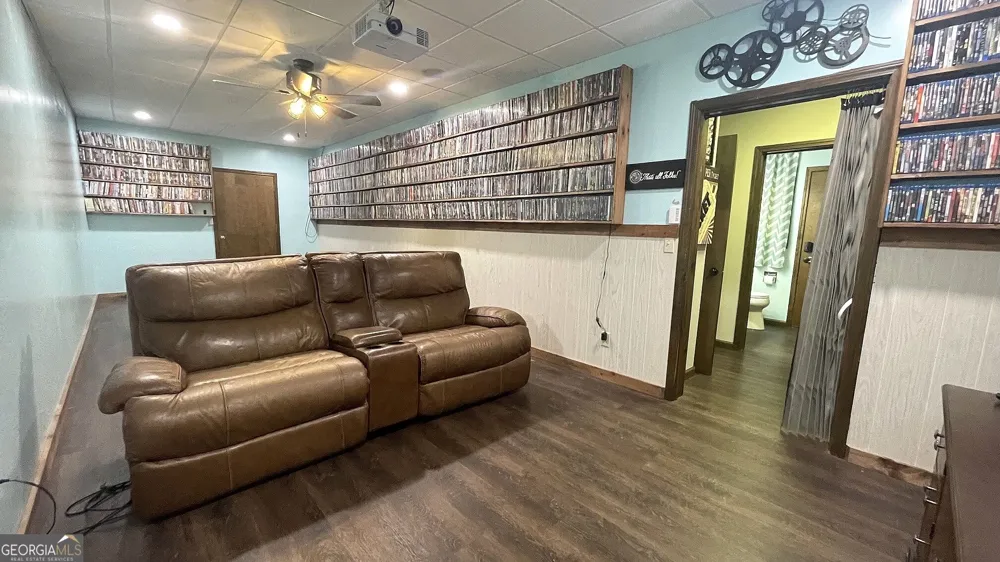 156 Thundering Waters DR Cornelia, GA 30531