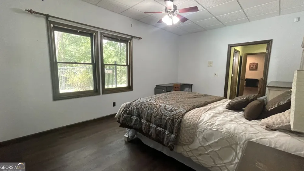 156 Thundering Waters DR Cornelia, GA 30531