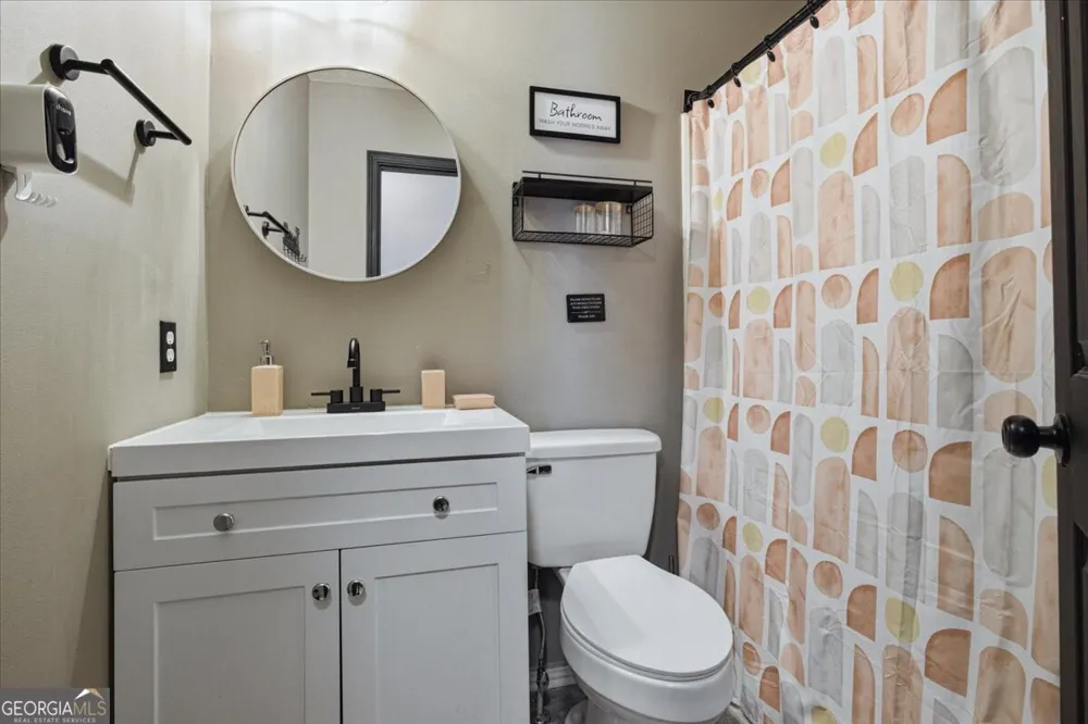1459 Bridgewater BR Stone Mountain, GA 30088
