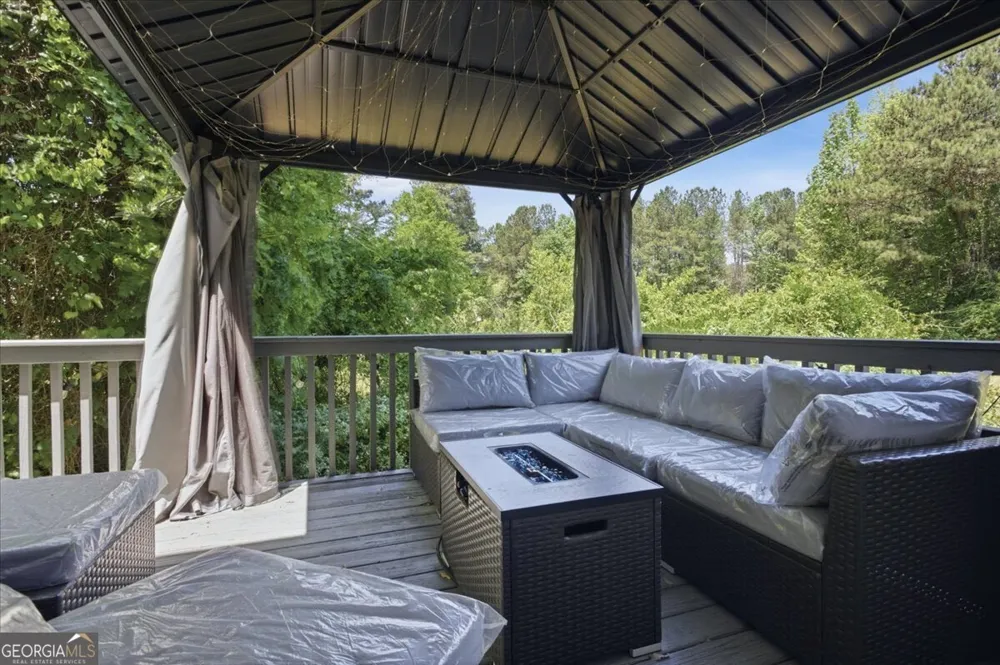 1459 Bridgewater BR Stone Mountain, GA 30088