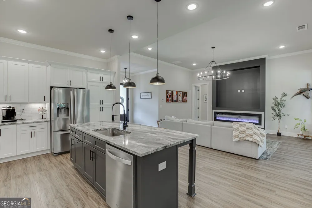 1077 Riverstone DR Social Circle, GA 30025