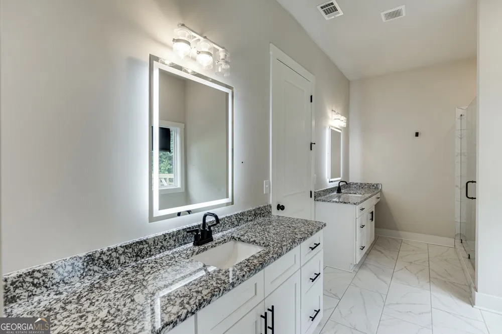 1077 Riverstone DR Social Circle, GA 30025
