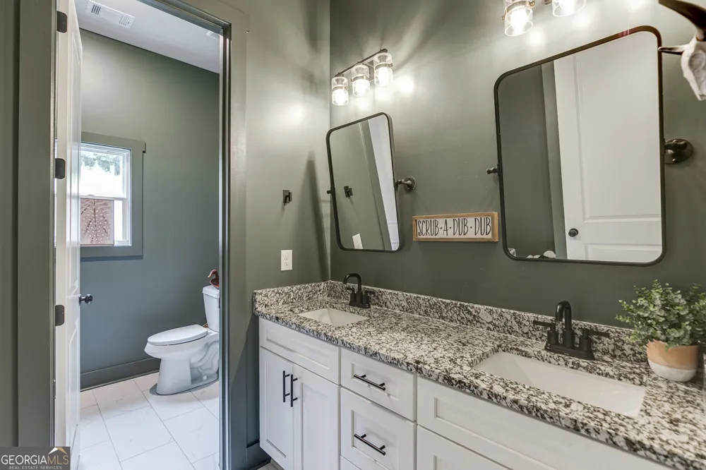 1077 Riverstone DR Social Circle, GA 30025
