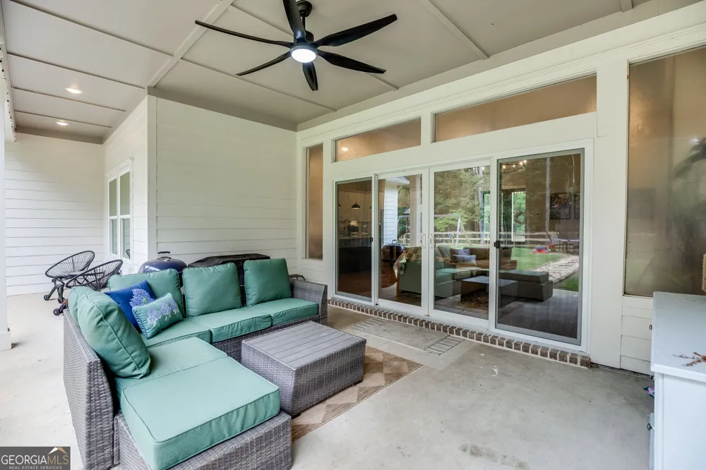 1077 Riverstone DR Social Circle, GA 30025