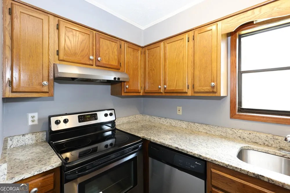 5461 Park Place Atlanta, GA 30349
