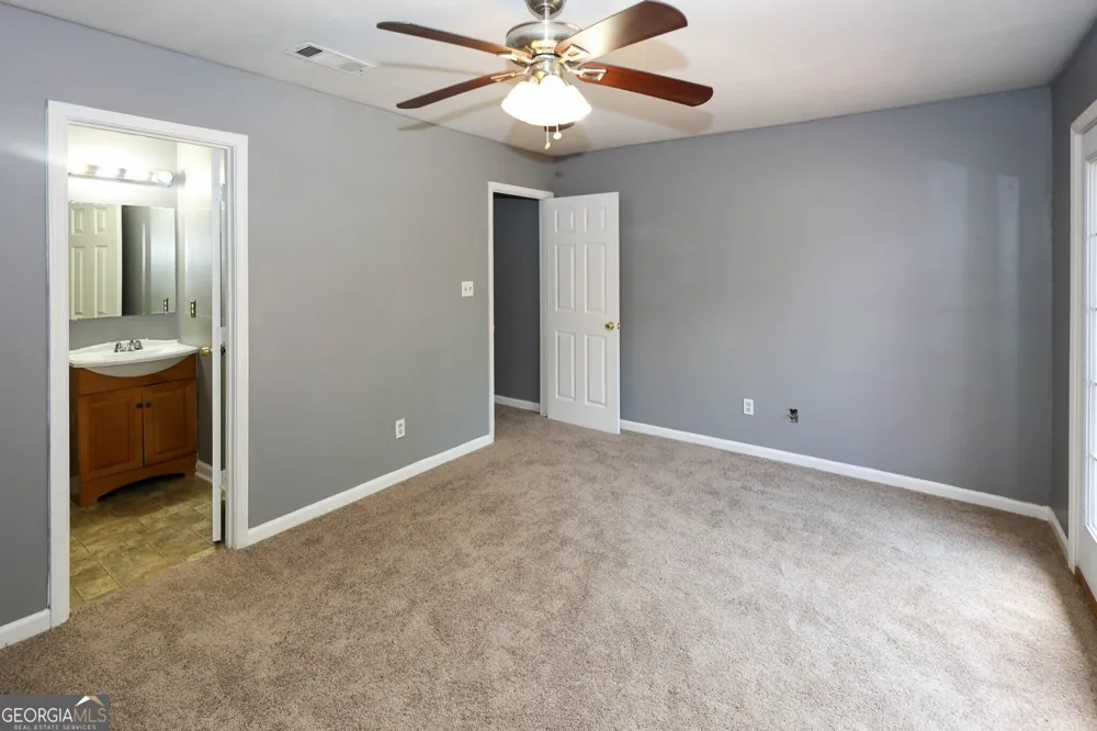 5461 Park Place Atlanta, GA 30349
